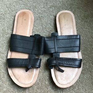 Caslon black sandal-size 9m